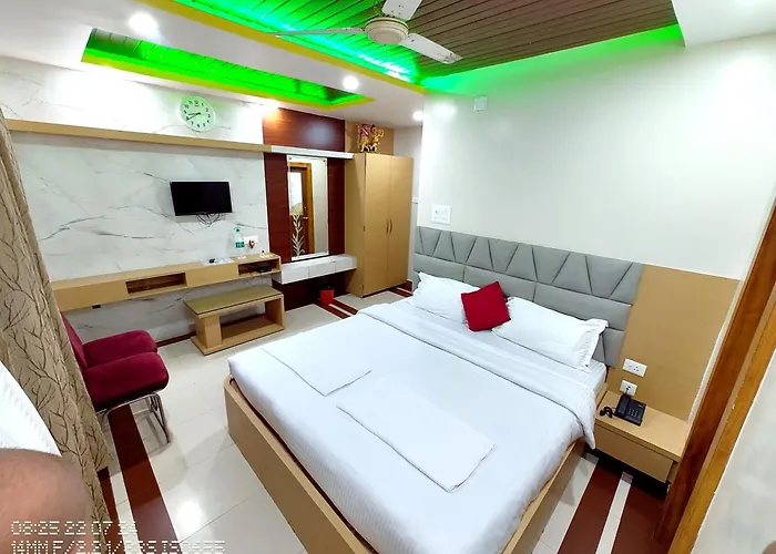 Hotel Ashray Puri -Near-Golden-Sea-Beach-And Temple-With-Lift-Wifi-Restaurant-Parking Facilities-Newly Decorated Room-With-Prime-Location - Best Seller In Puri